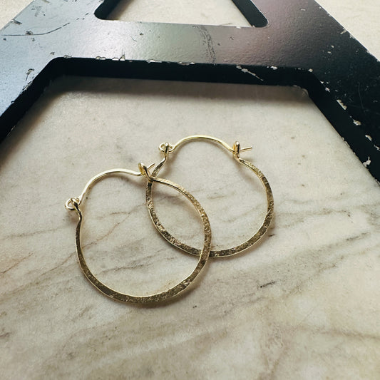 18k yellow gold hammered hoop earrings 